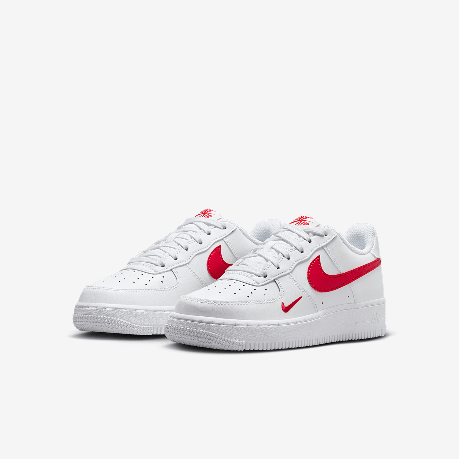 รองเท้าลำลอง Nike Air Force 1  - Nike Shoes Air Force 1 บทวิจารณ์และราคา