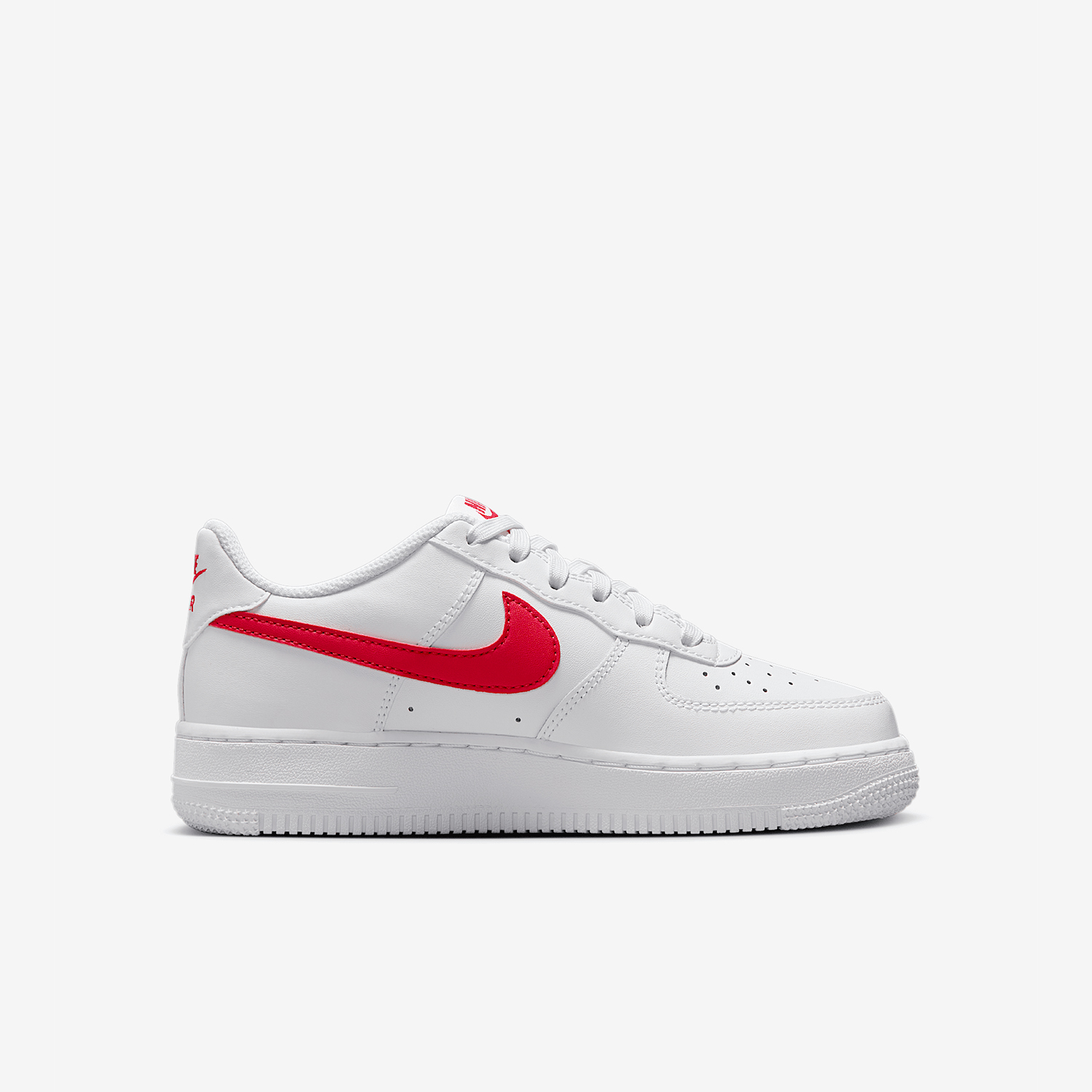 รองเท้าลำลอง Nike Air Force 1  - Nike Shoes Air Force 1 บทวิจารณ์และราคา
